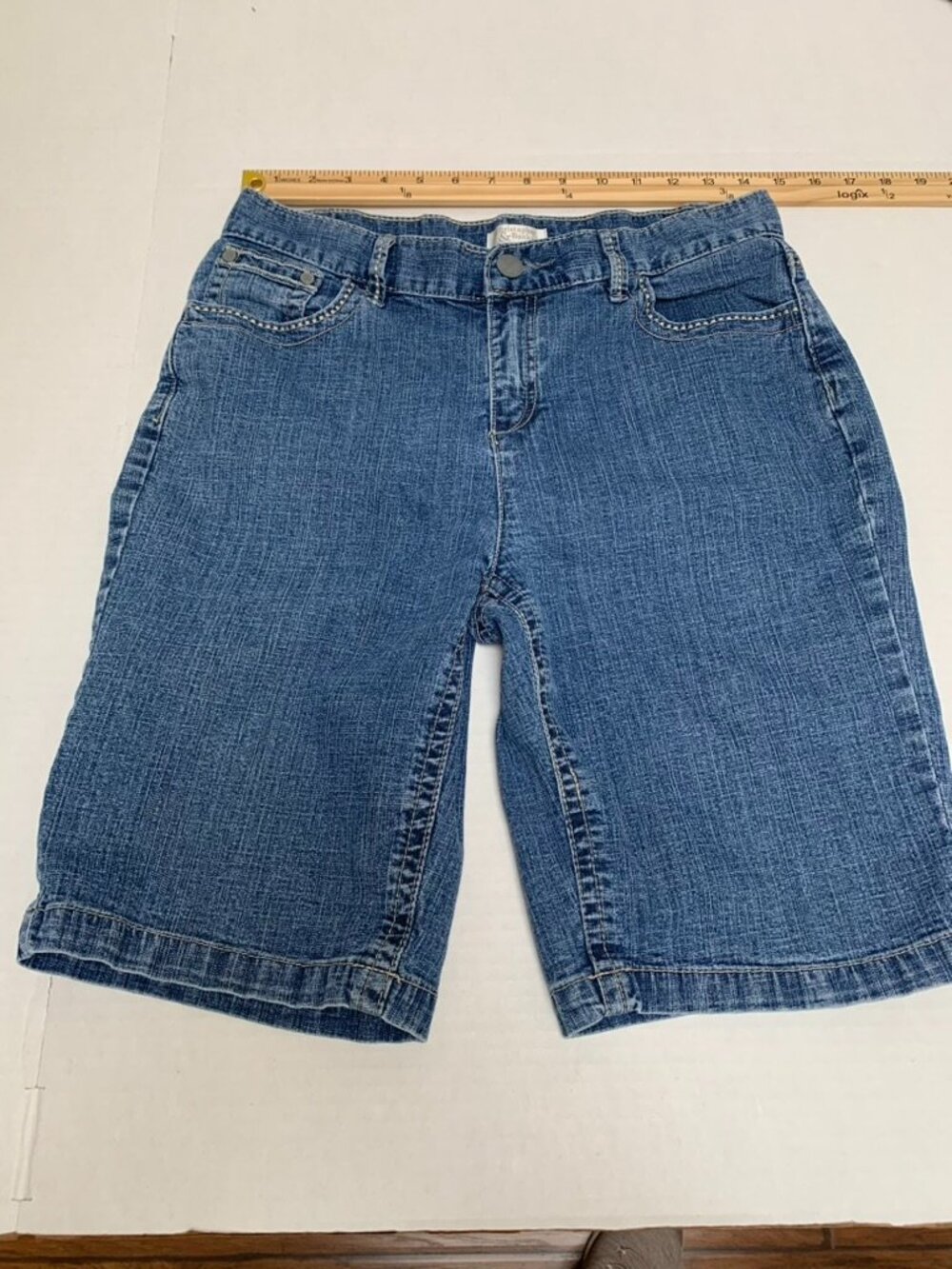 Christopher and Banks Womans Size 6 Denim Shorts